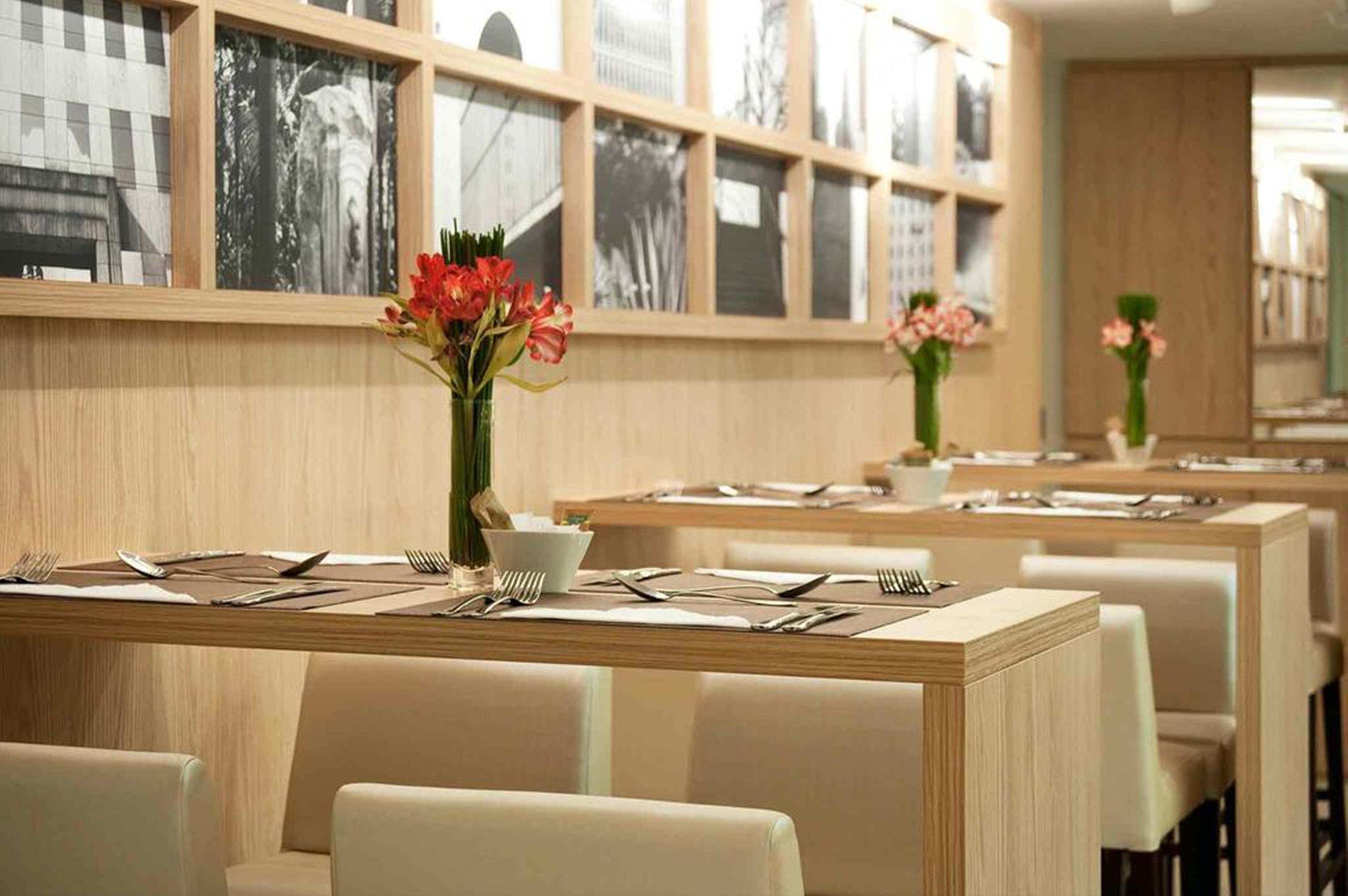 Mercure Sao Paulo Pamplona Restaurant foto